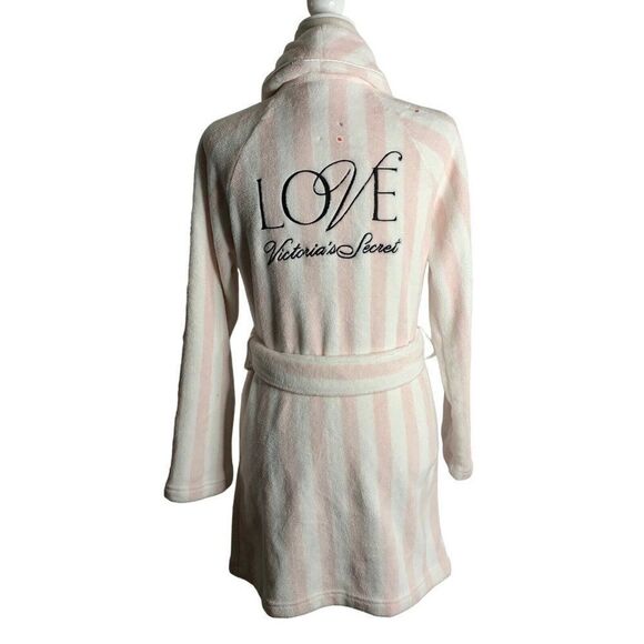 Victorias Secret Fleece Short Robe XS Pink Stripes Long Sleeve Pockets Tie Belt - Picture 4 of 9